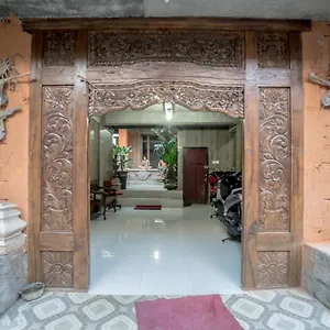 Homestay Jaga Roni House